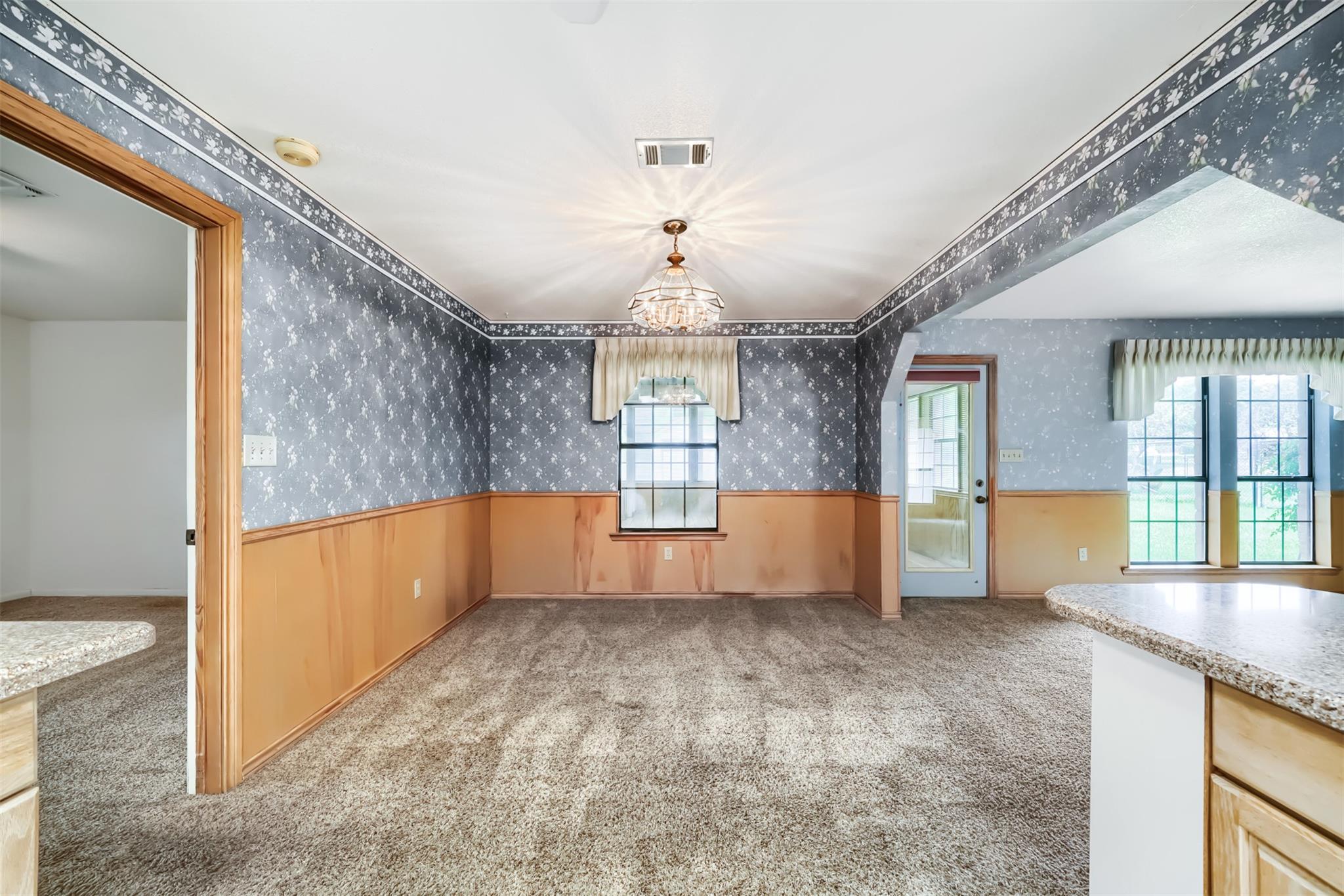 1406 Highland Dr, Marble Falls, TX 78654