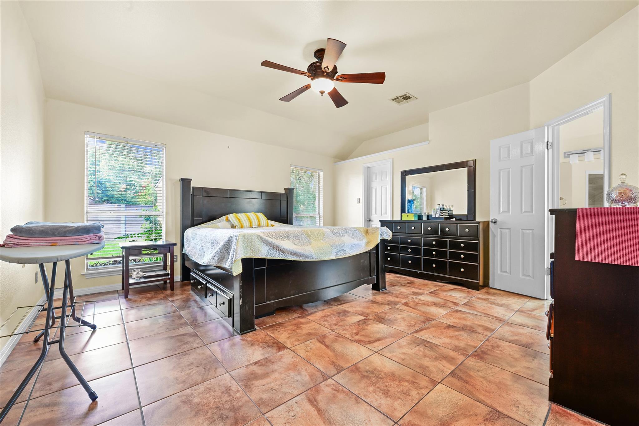 6006 Barletta Dr, Round Rock, TX 78681