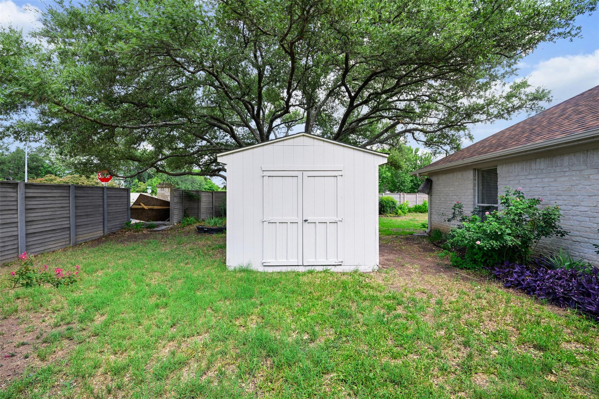 6006 Barletta Dr, Round Rock, TX 78681