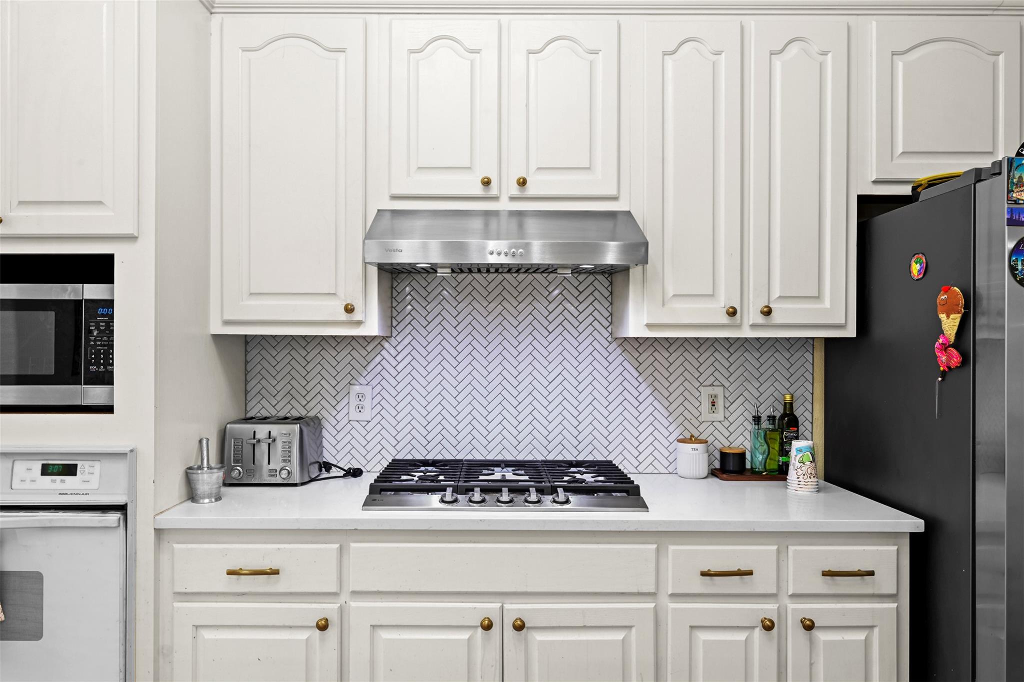 6006 Barletta Dr, Round Rock, TX 78681