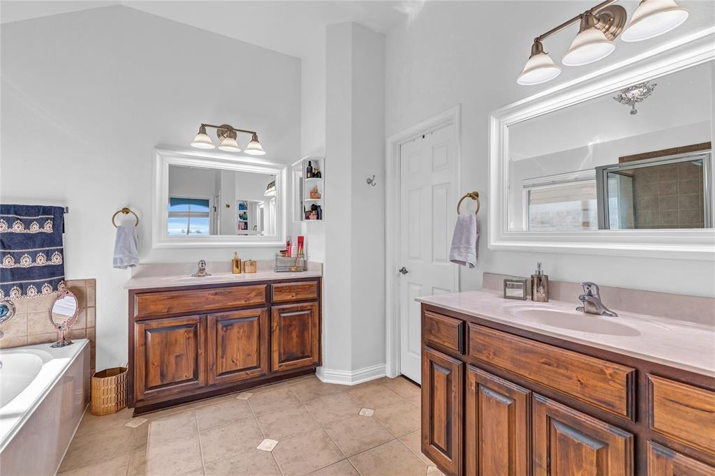 1610 Hidden Springs Path, Round Rock, TX 78665