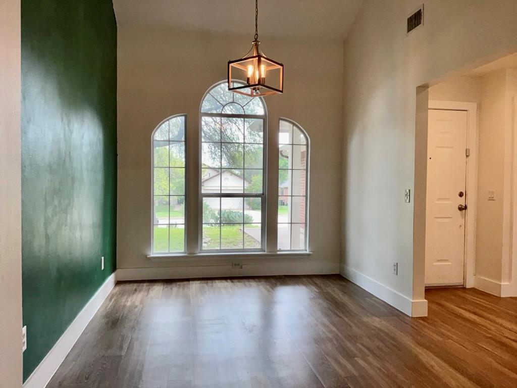 613 Millcreek Ln, Leander, TX 78641