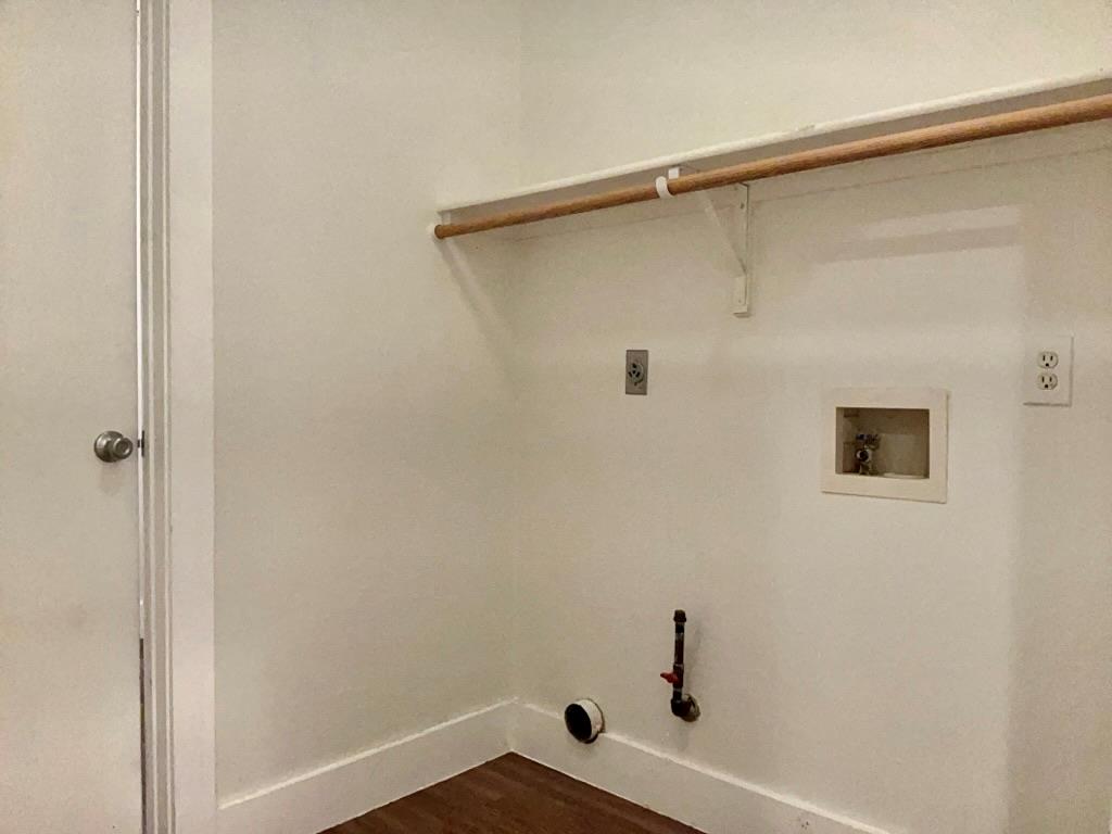 613 Millcreek Ln, Leander, TX 78641