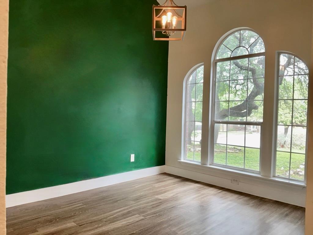 613 Millcreek Ln, Leander, TX 78641