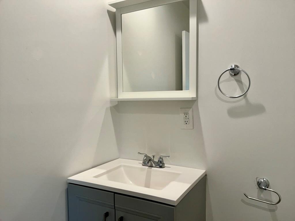 613 Millcreek Ln, Leander, TX 78641