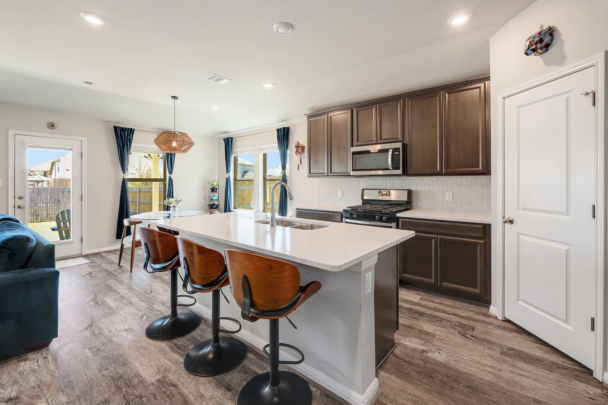 17017 Orinda Ln, Pflugerville, TX 78660