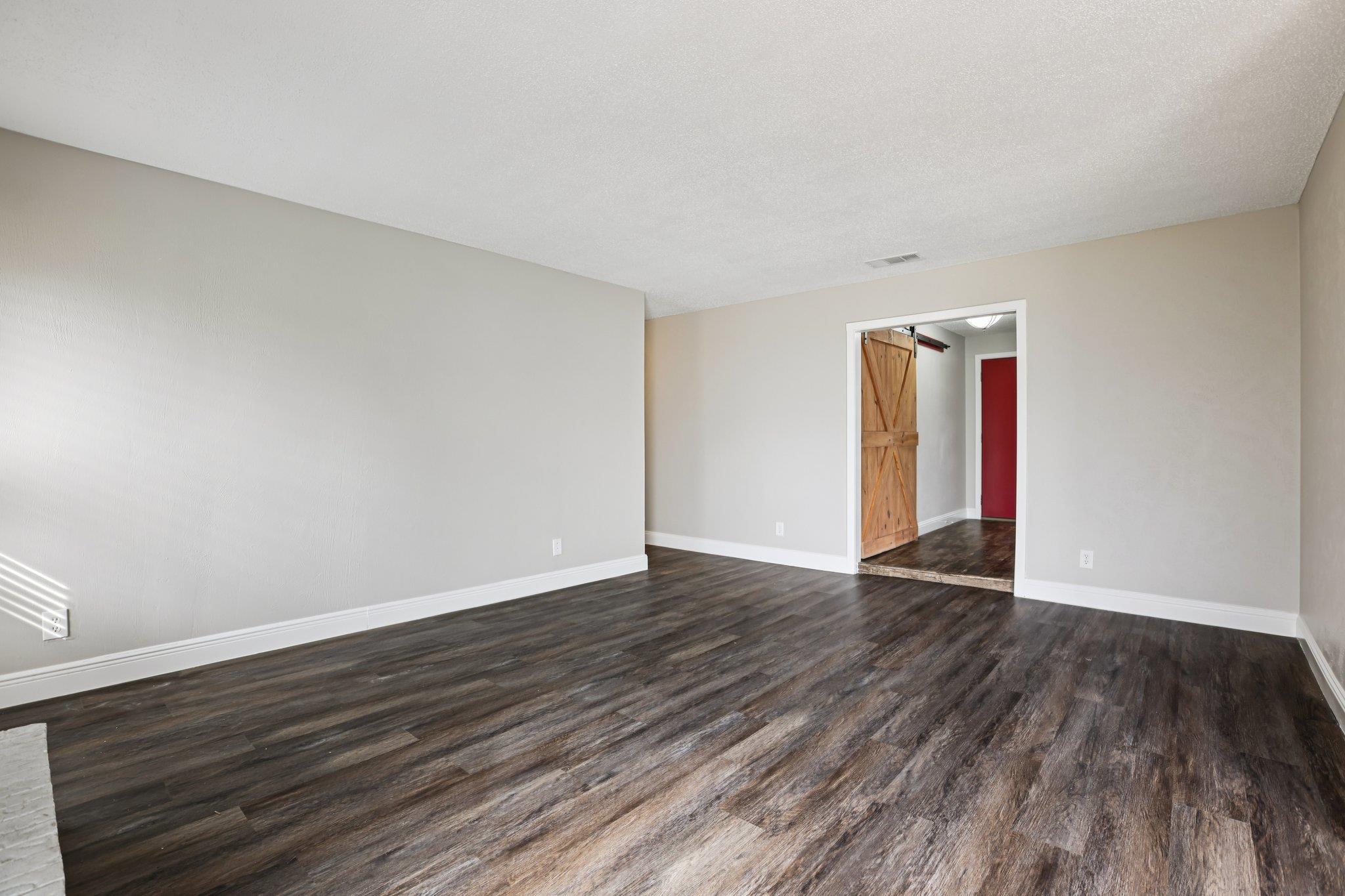 5900 Gateshead Dr, Austin, TX 78745