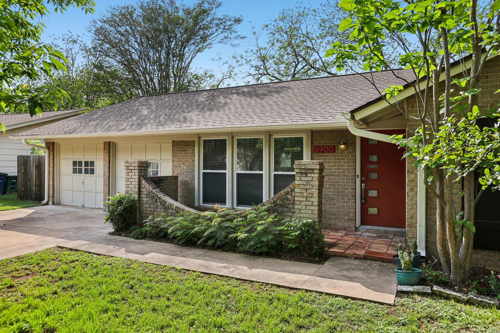 5900 Gateshead Dr, Austin, TX 78745