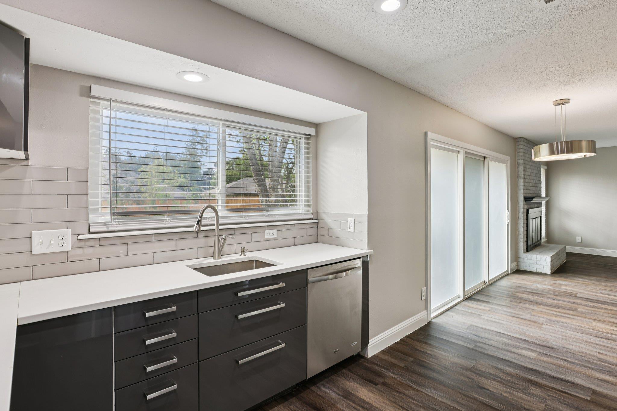 5900 Gateshead Dr, Austin, TX 78745