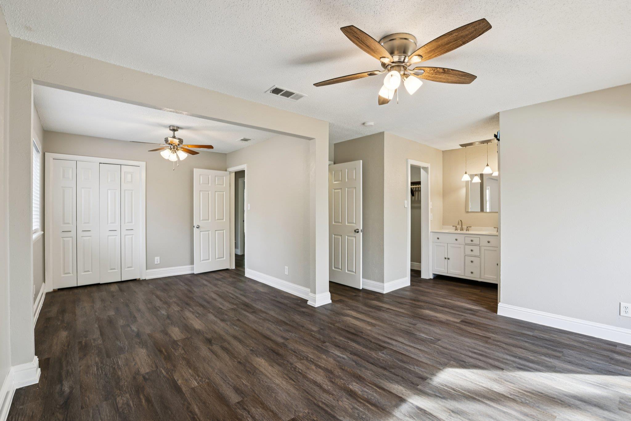 5900 Gateshead Dr, Austin, TX 78745