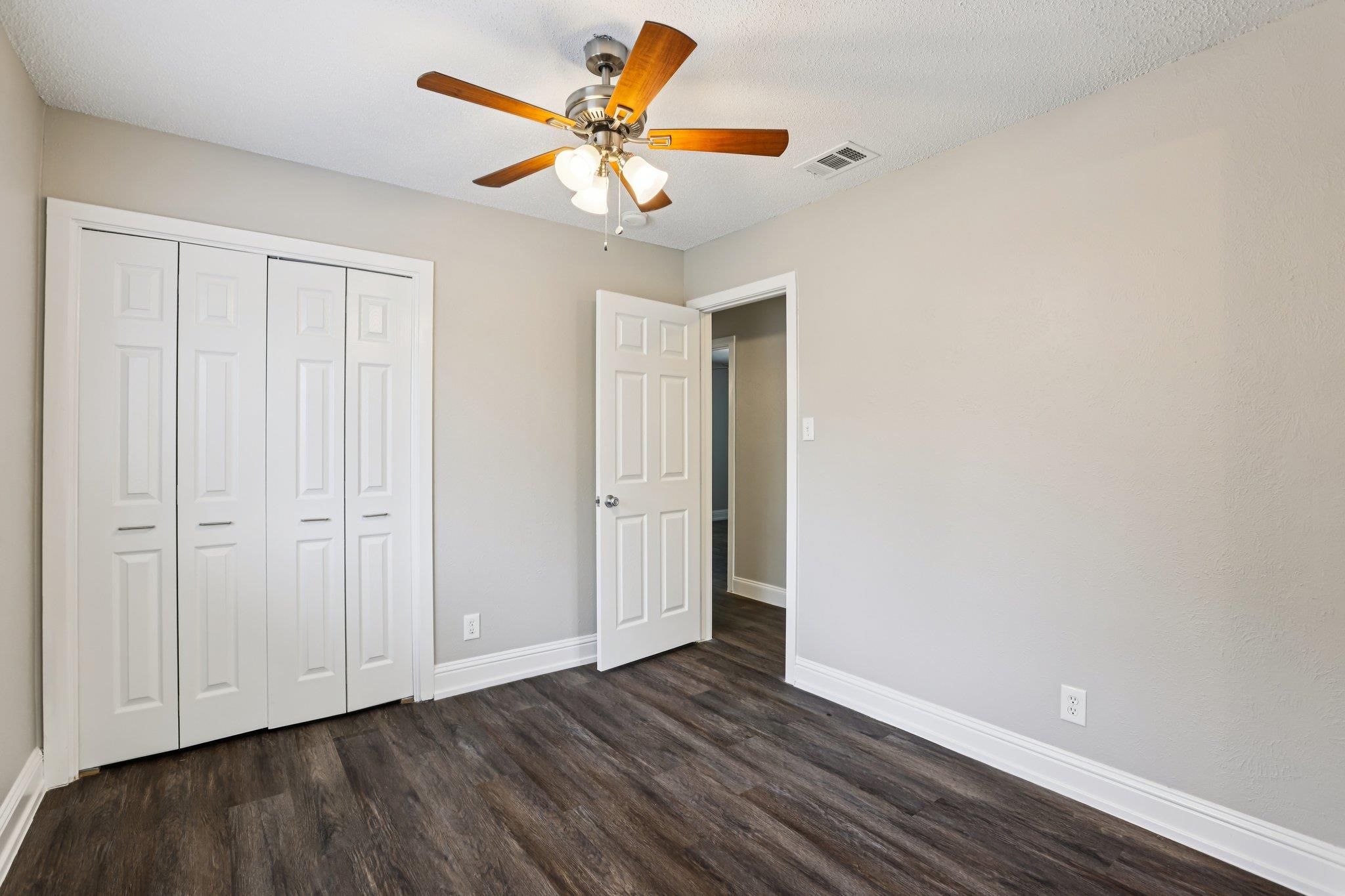 5900 Gateshead Dr, Austin, TX 78745