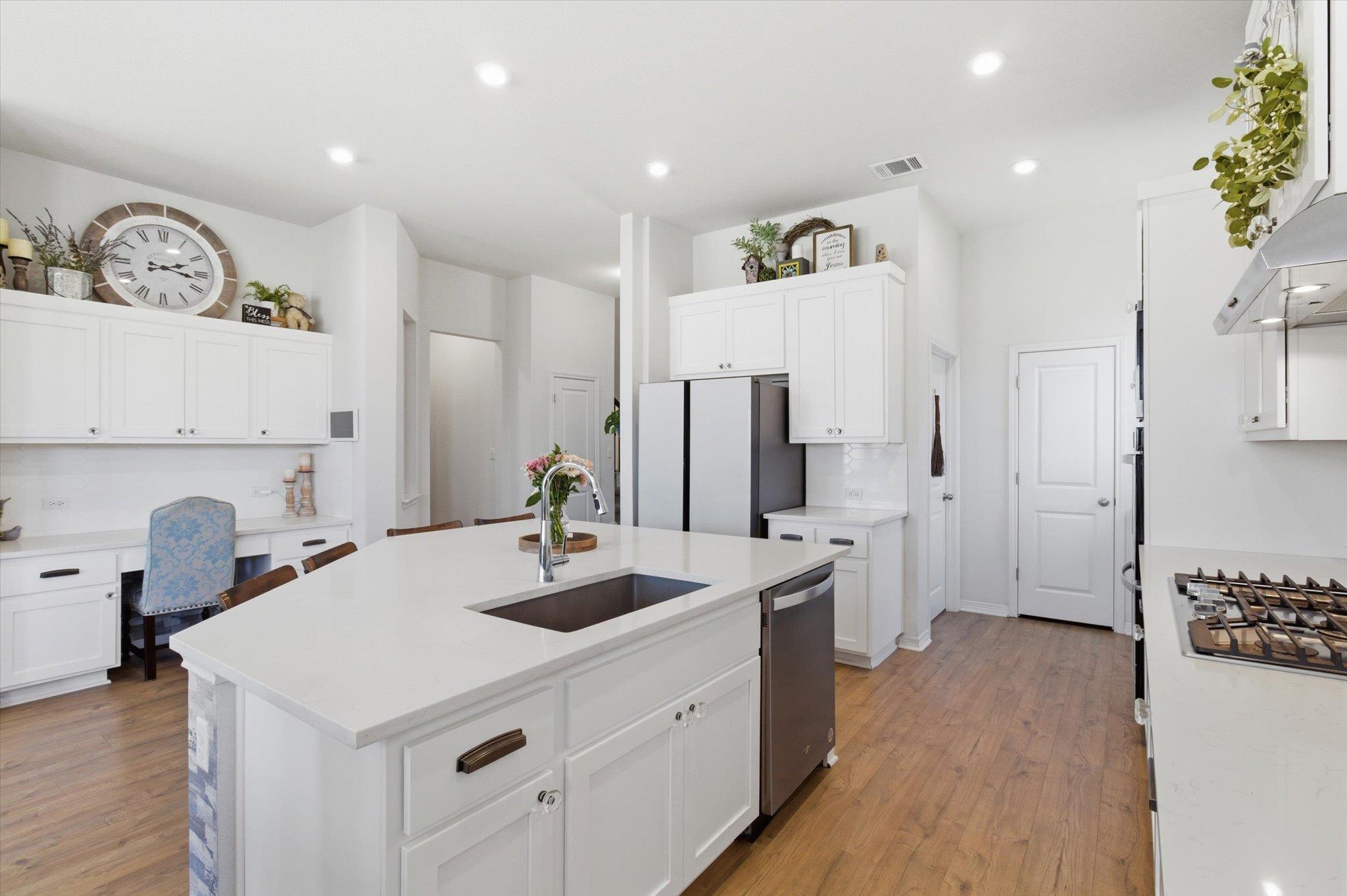 166 W Branch Rd, Kyle, TX 78640