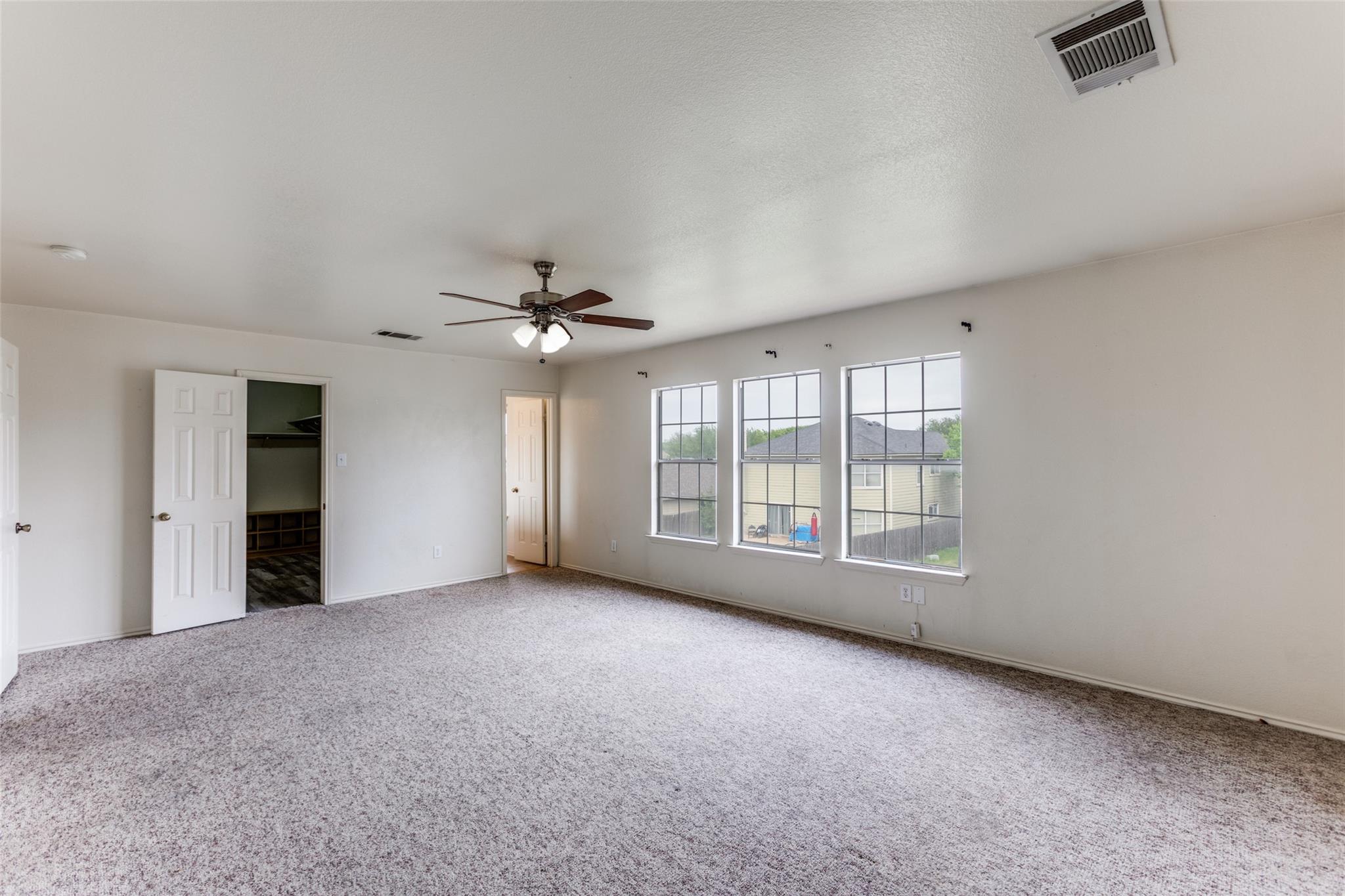 2219 Georgian Dr, Georgetown, TX 78626