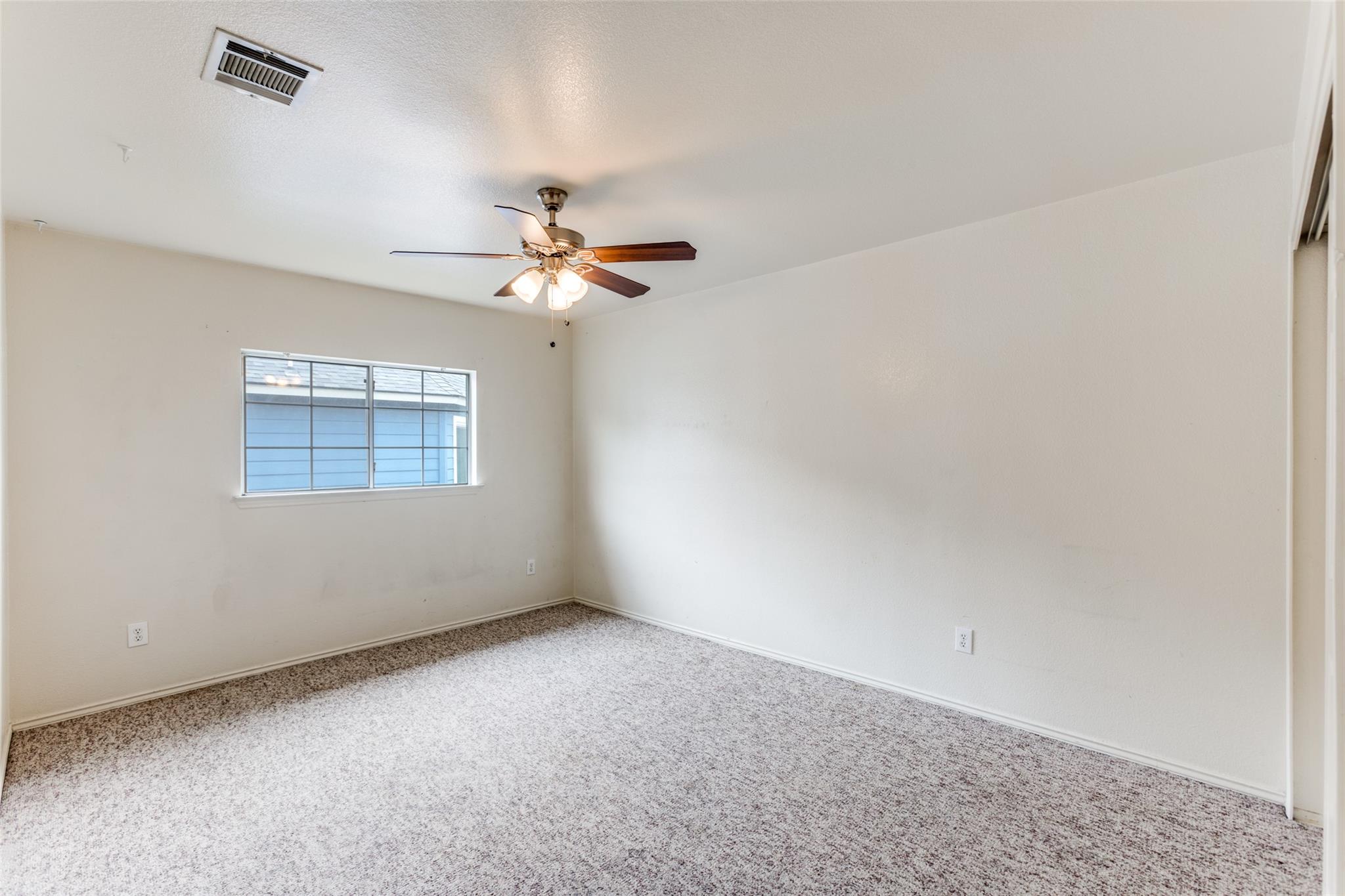 2219 Georgian Dr, Georgetown, TX 78626