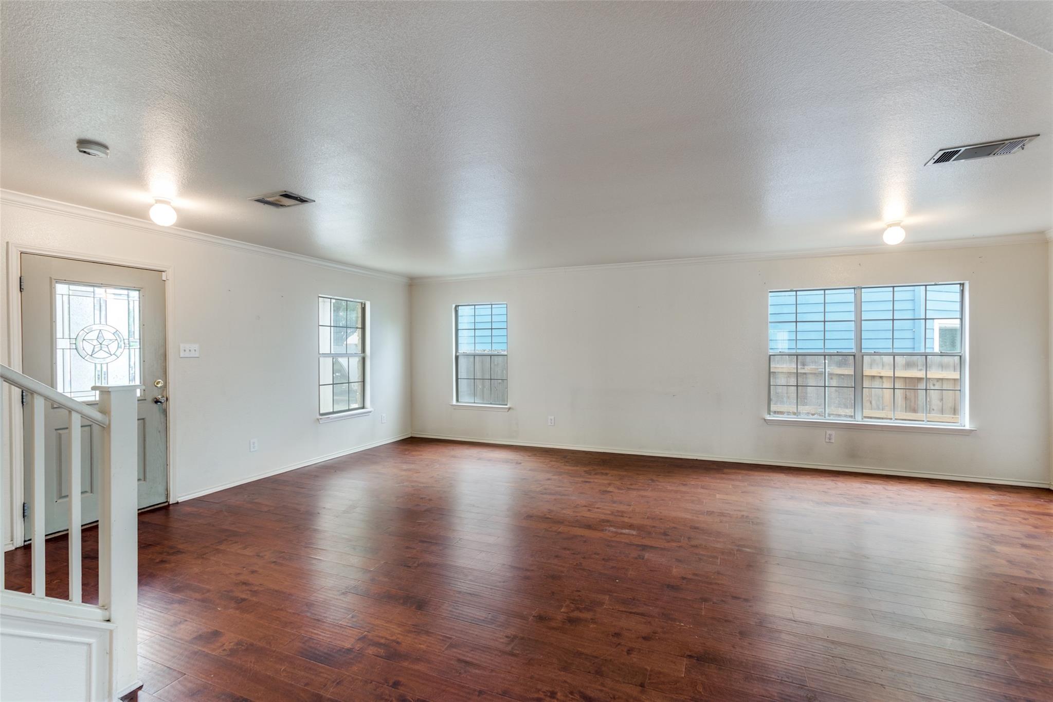 2219 Georgian Dr, Georgetown, TX 78626