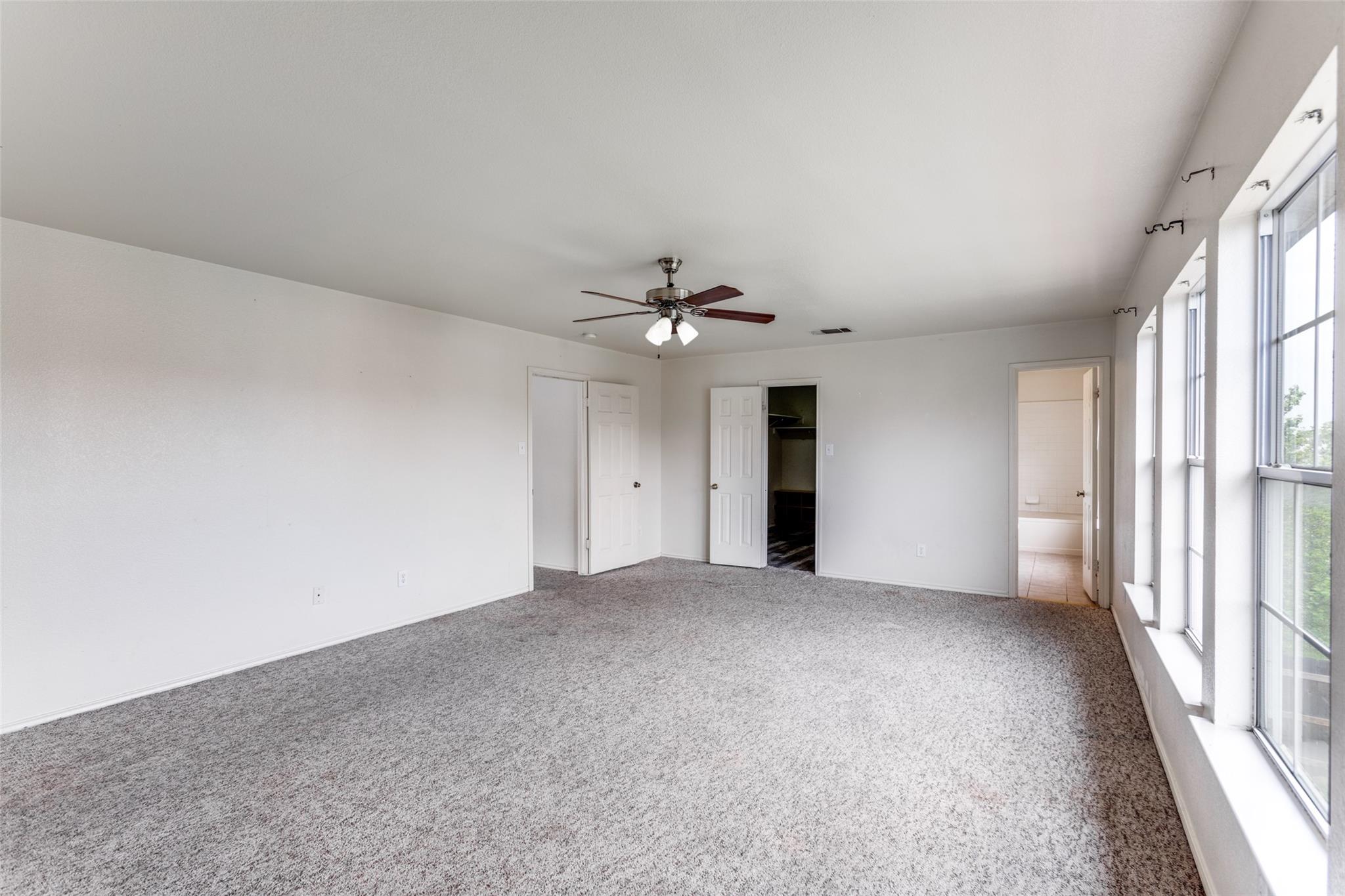 2219 Georgian Dr, Georgetown, TX 78626