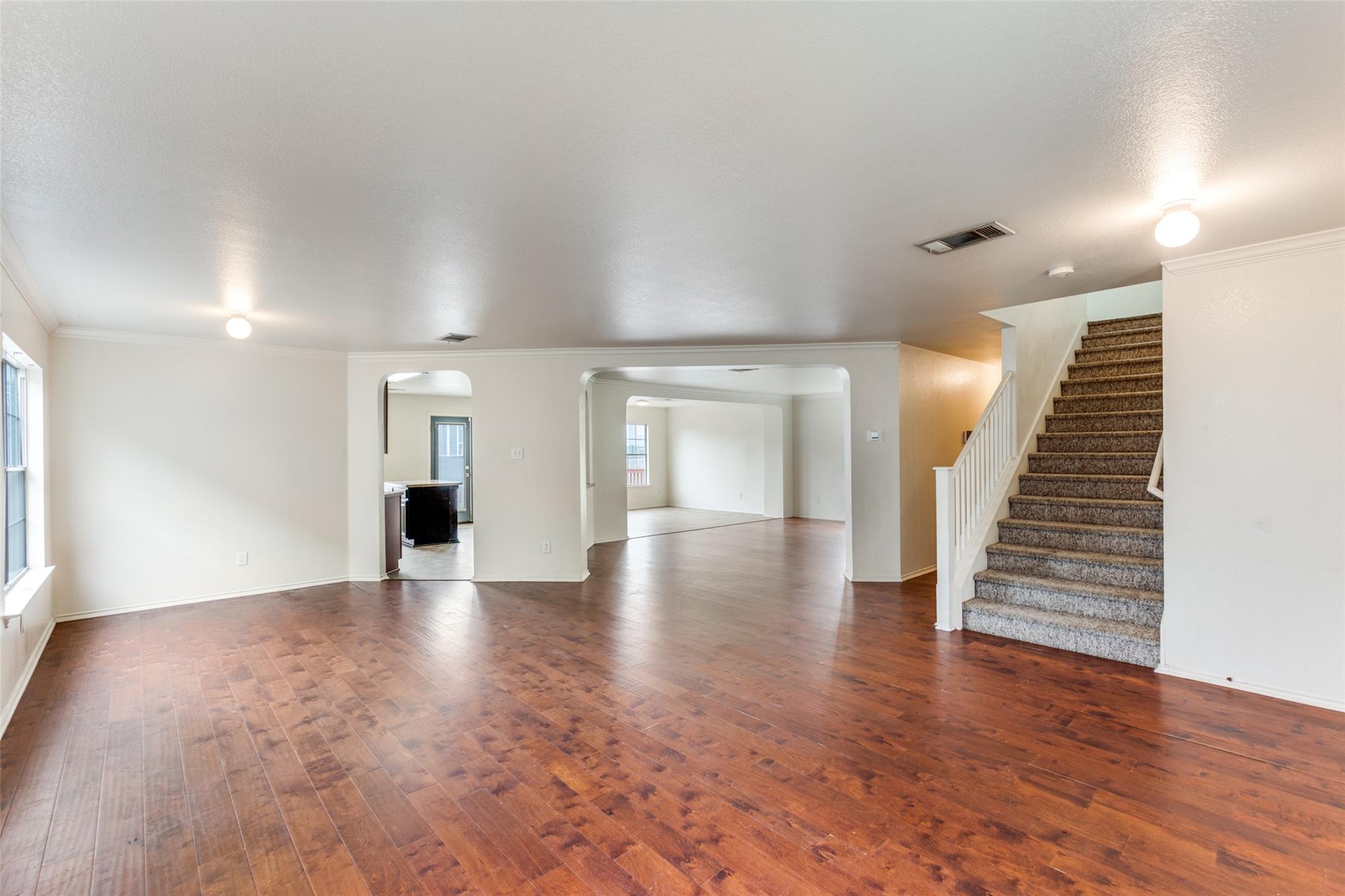 2219 Georgian Dr, Georgetown, TX 78626