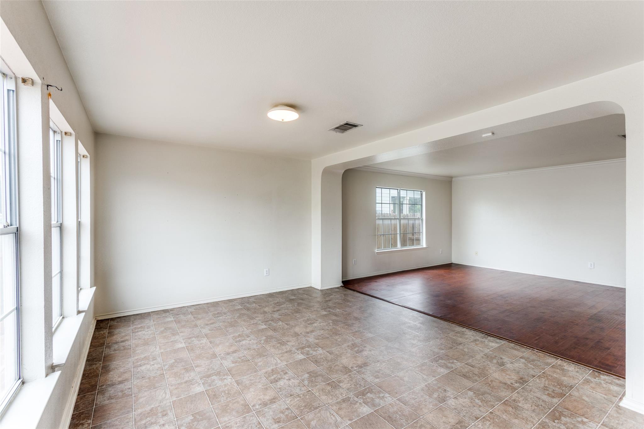 2219 Georgian Dr, Georgetown, TX 78626