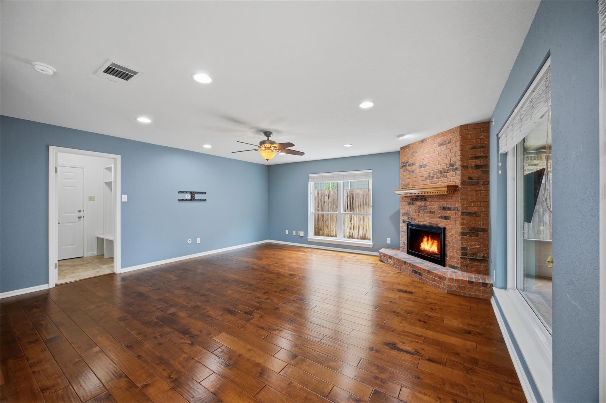 2212 Mockingbird Dr, Round Rock, TX 78681