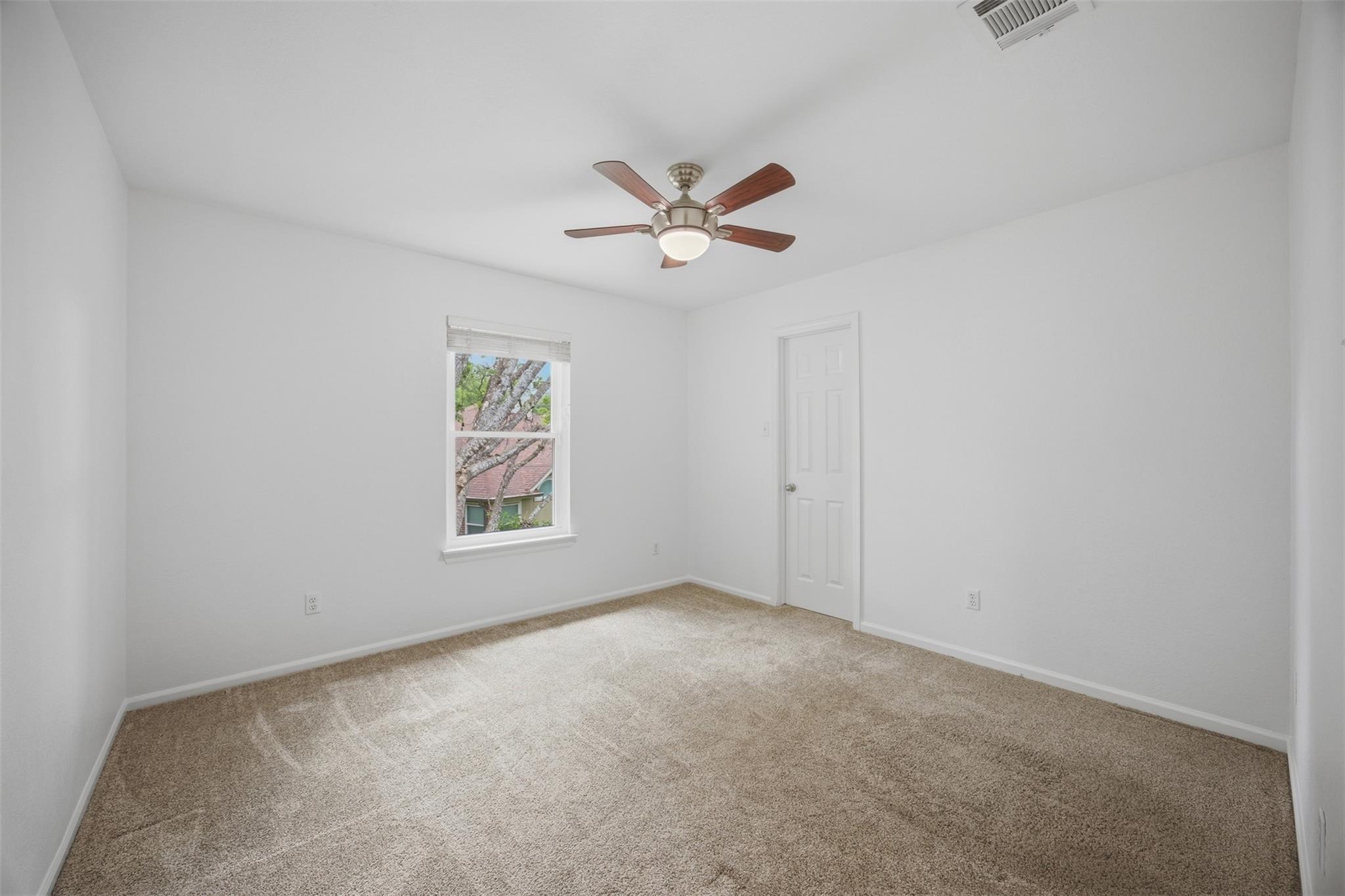 2212 Mockingbird Dr, Round Rock, TX 78681