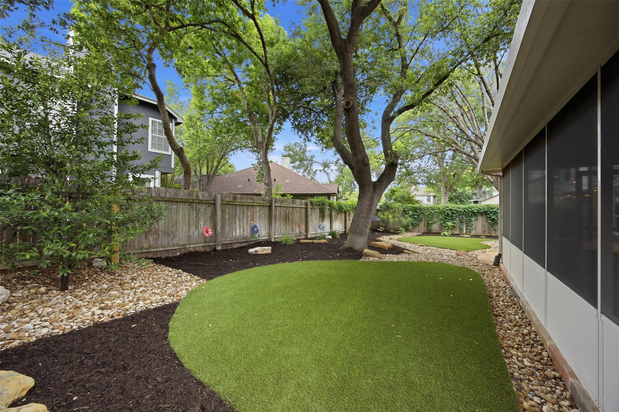 2212 Mockingbird Dr, Round Rock, TX 78681