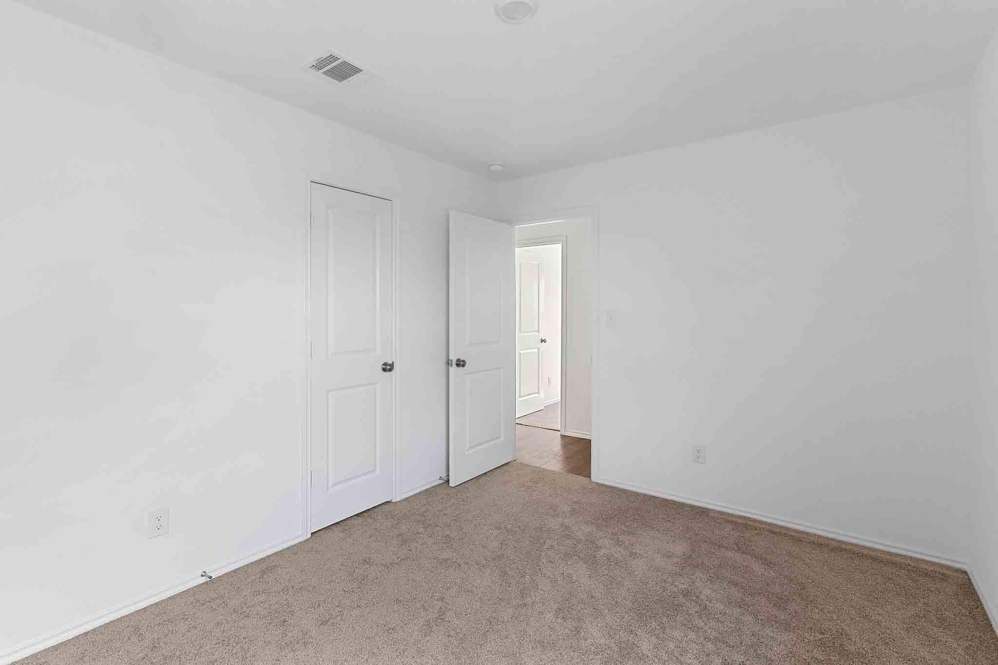 2306 Tornado Aly, Lockhart, TX 78644