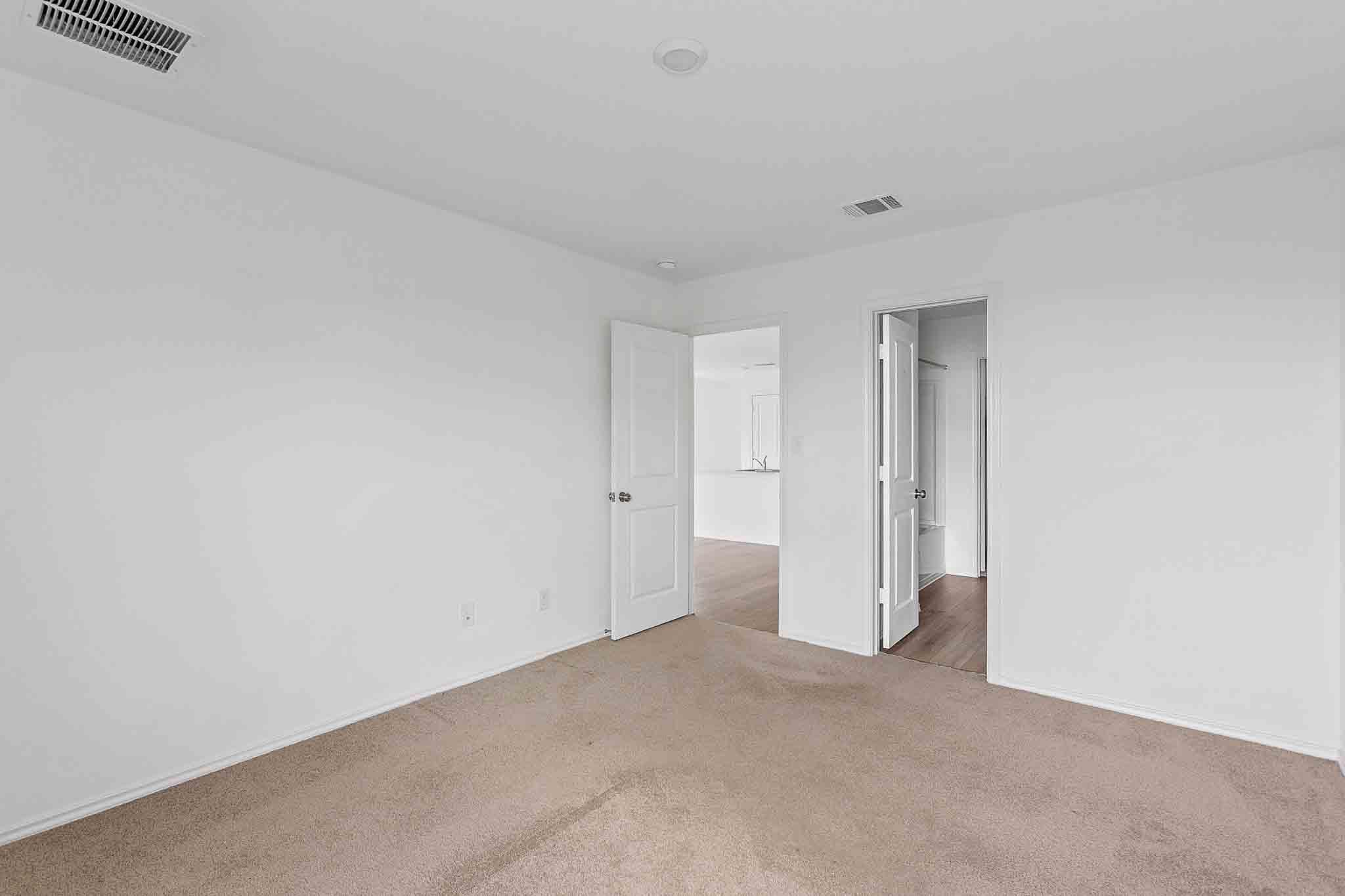 2306 Tornado Aly, Lockhart, TX 78644