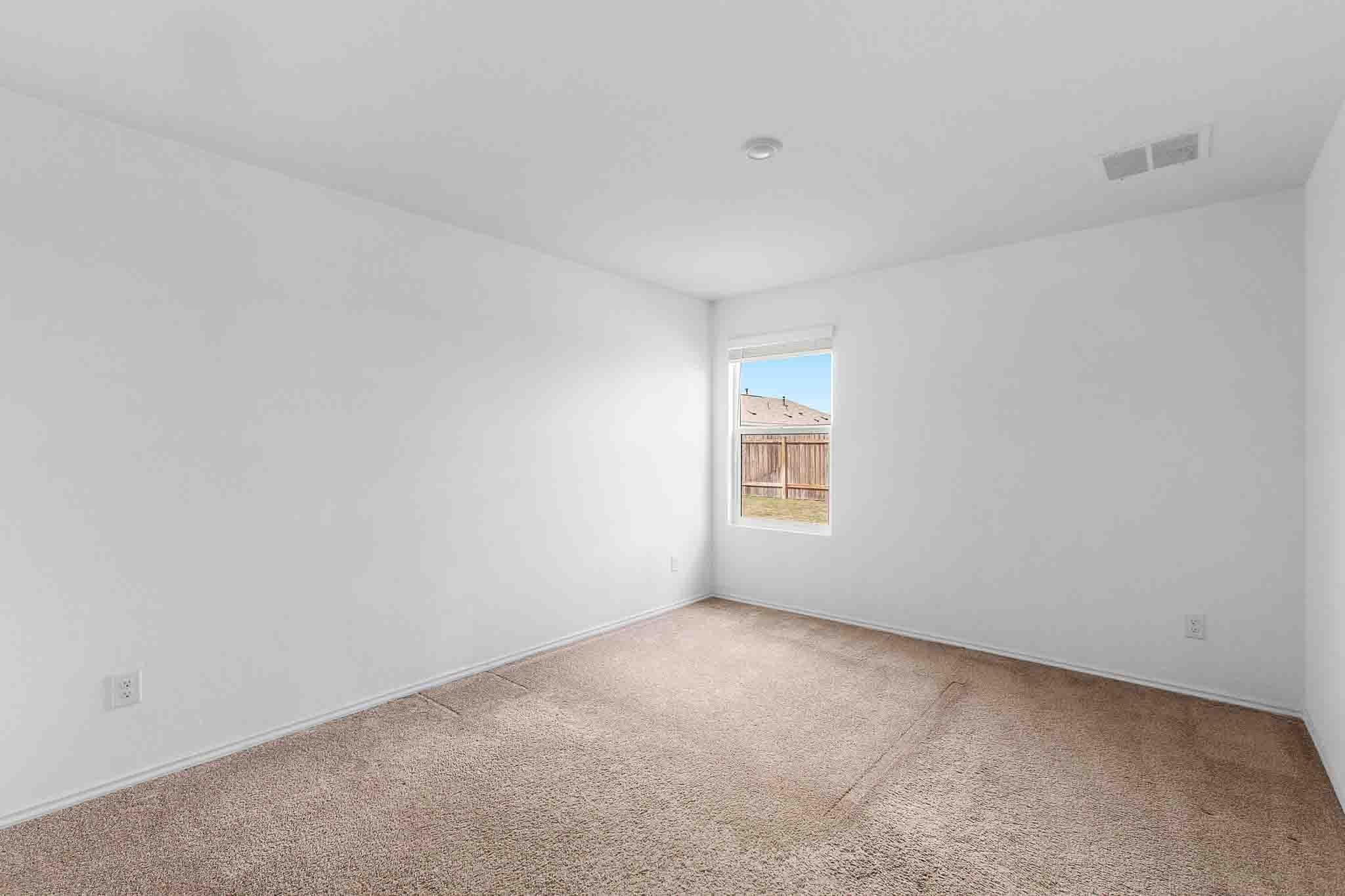 2306 Tornado Aly, Lockhart, TX 78644