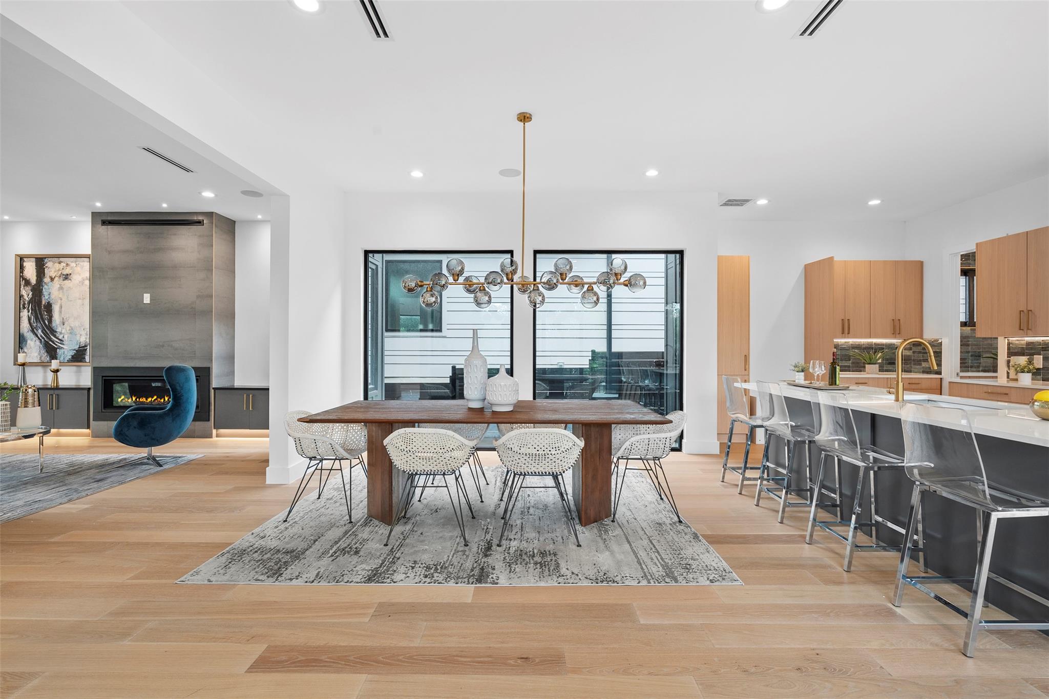 2208 Montclaire St, Austin, TX 78704