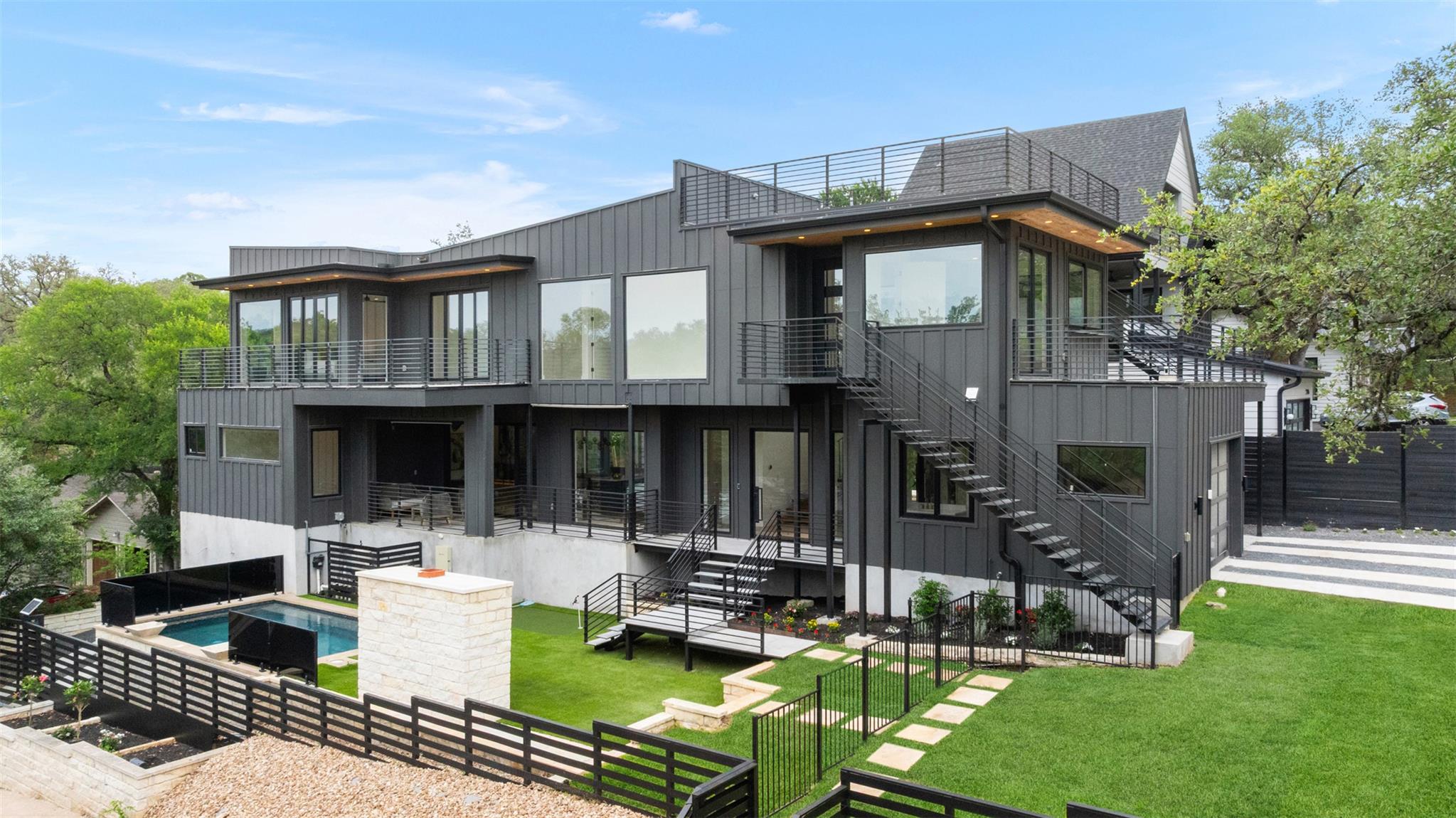 2208 Montclaire St, Austin, TX 78704