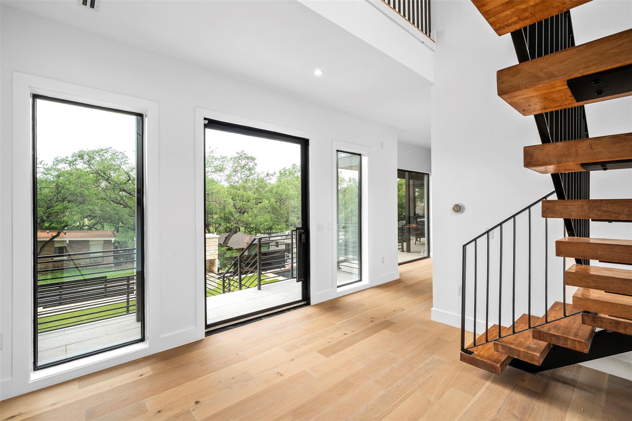 2208 Montclaire St, Austin, TX 78704