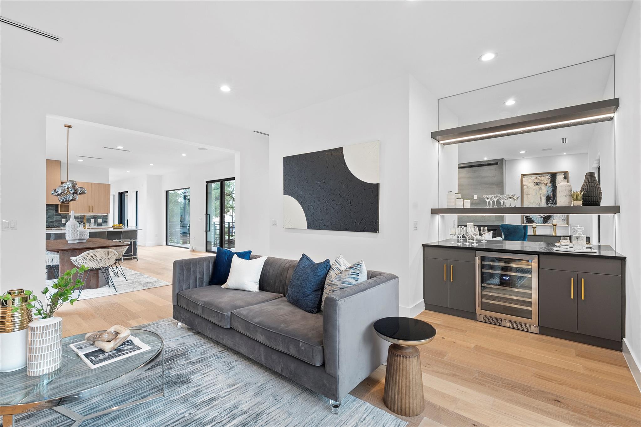 2208 Montclaire St, Austin, TX 78704