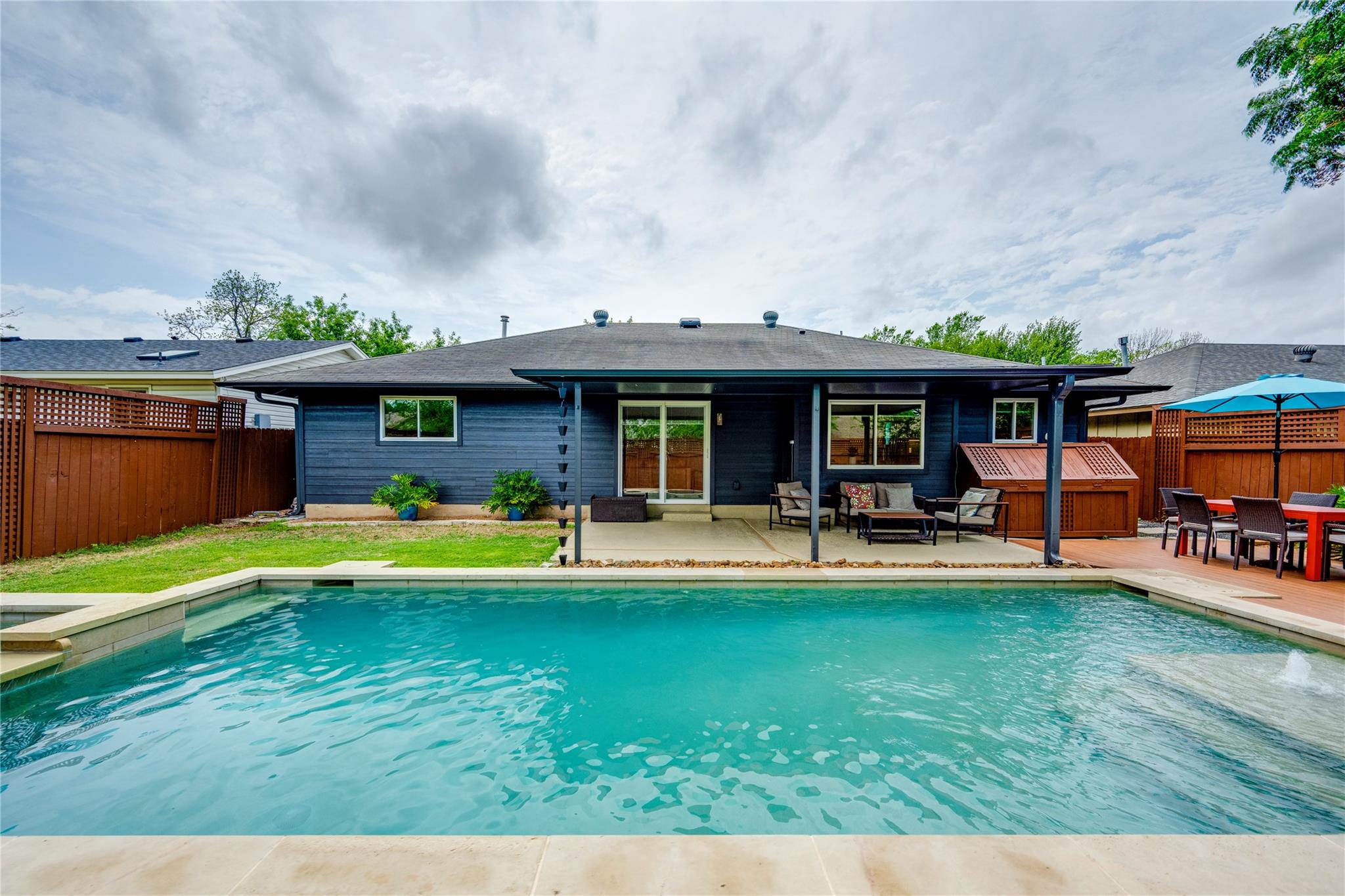 2512 Carlow Dr, Austin, TX 78745