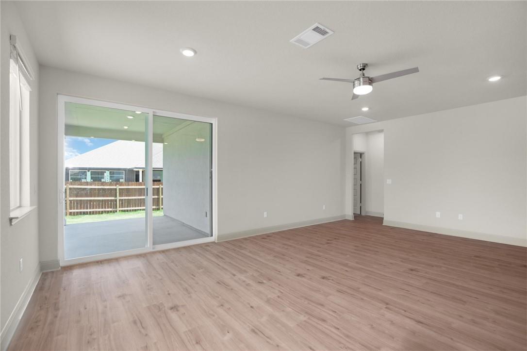18021 Civorno Dr, Pflugerville, TX 78660