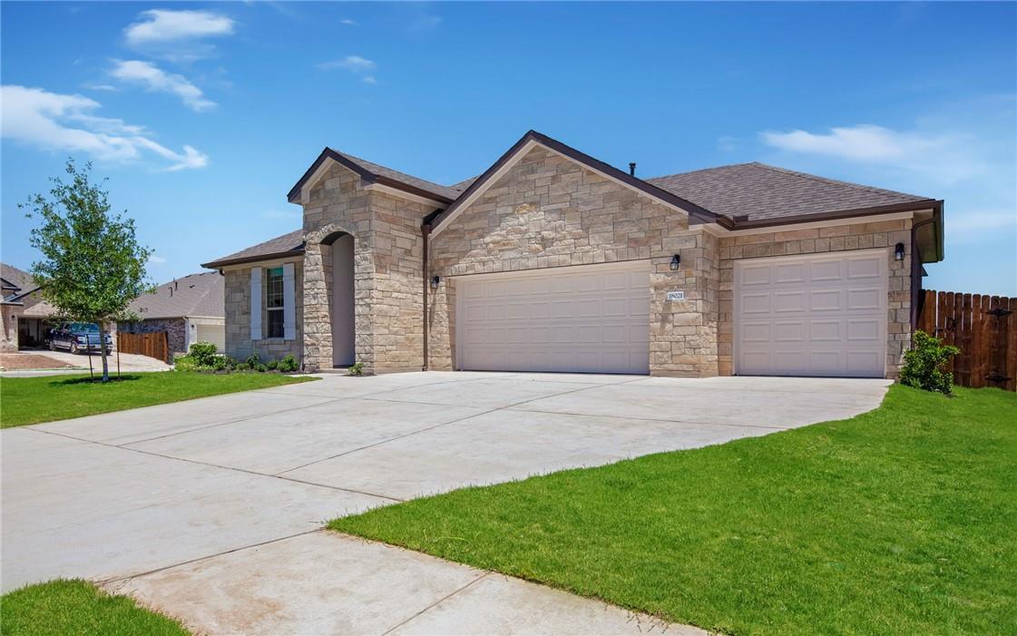 18021 Civorno Dr, Pflugerville, TX 78660