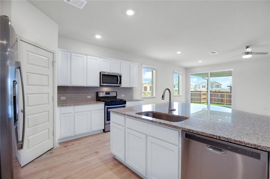 18021 Civorno Dr, Pflugerville, TX 78660