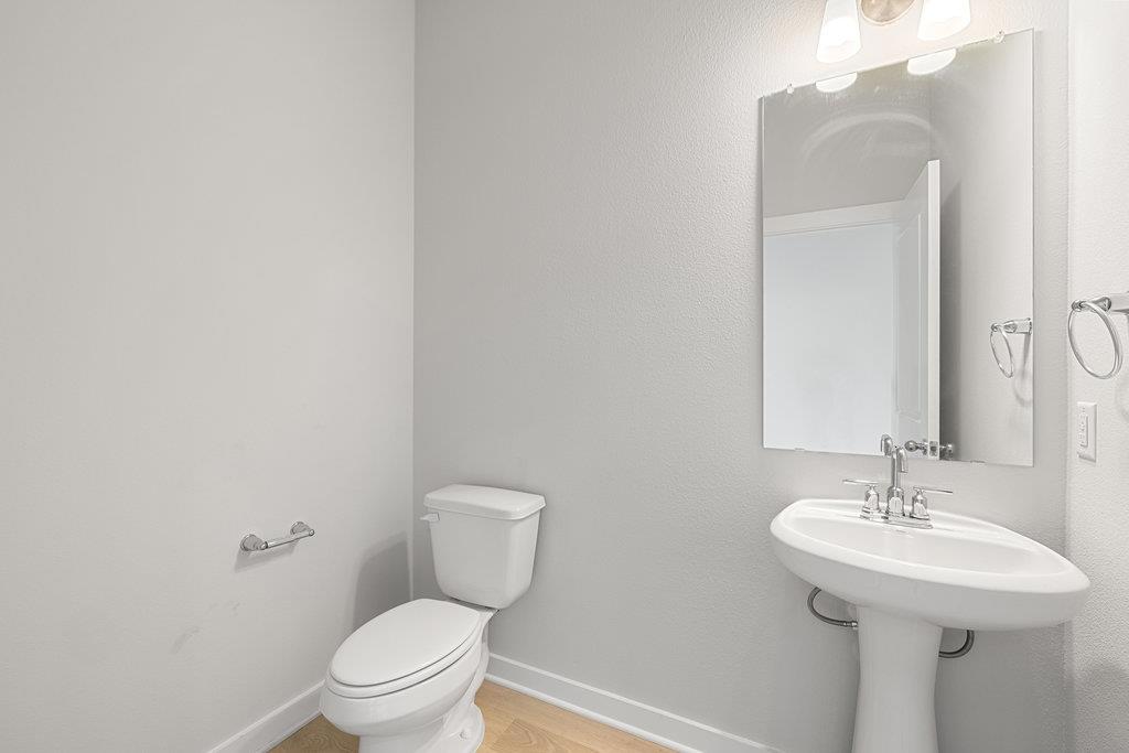 17504 Emperador Dr, Round Rock, TX 78664