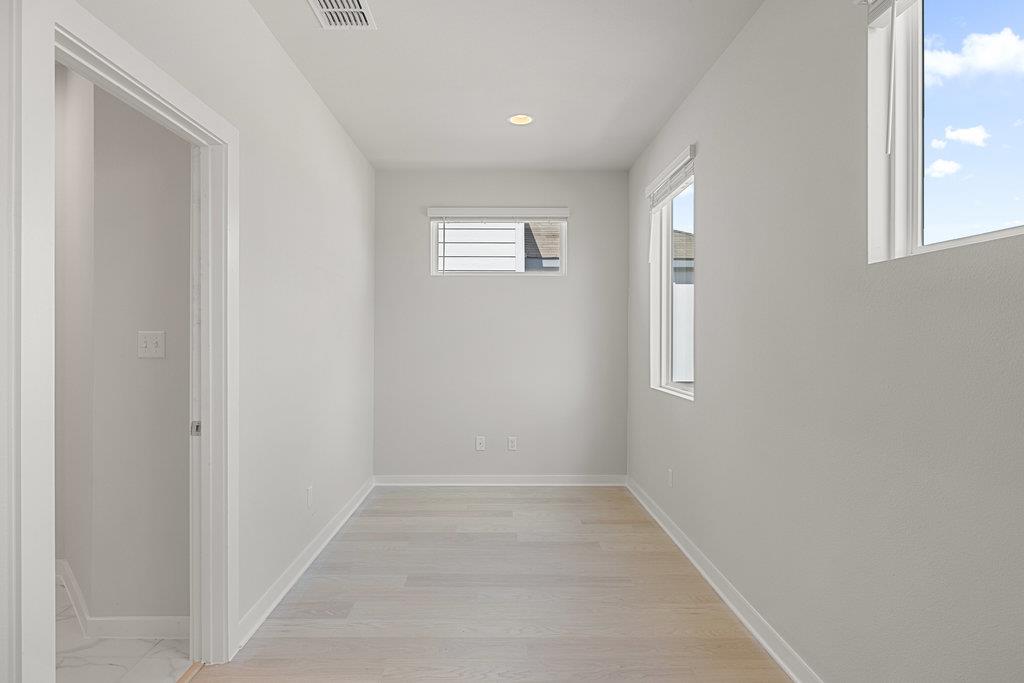 17504 Emperador Dr, Round Rock, TX 78664