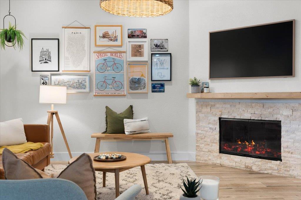 2106 Golden Arrow Ave, Cedar Park, TX 78613