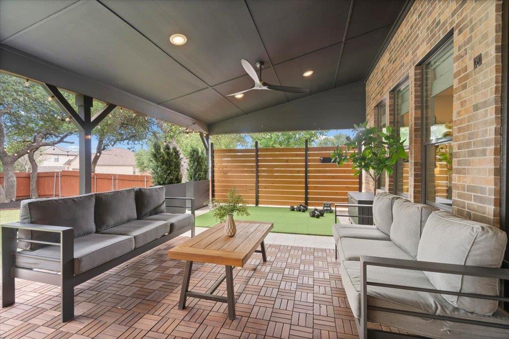 2106 Golden Arrow Ave, Cedar Park, TX 78613