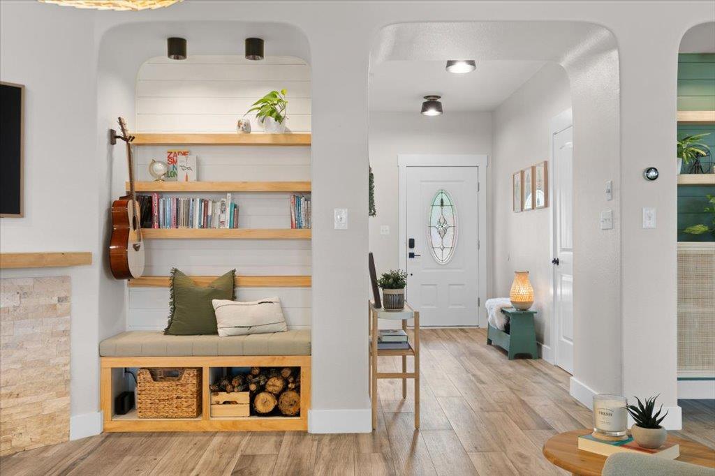 2106 Golden Arrow Ave, Cedar Park, TX 78613