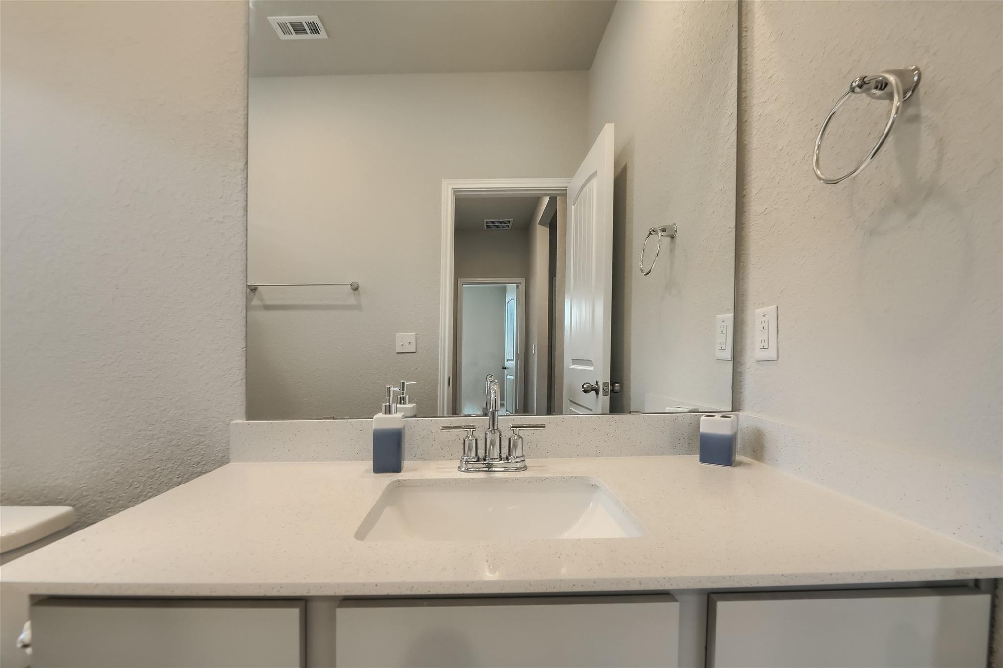 603 Bluffview Dr, Bastrop, TX 78602