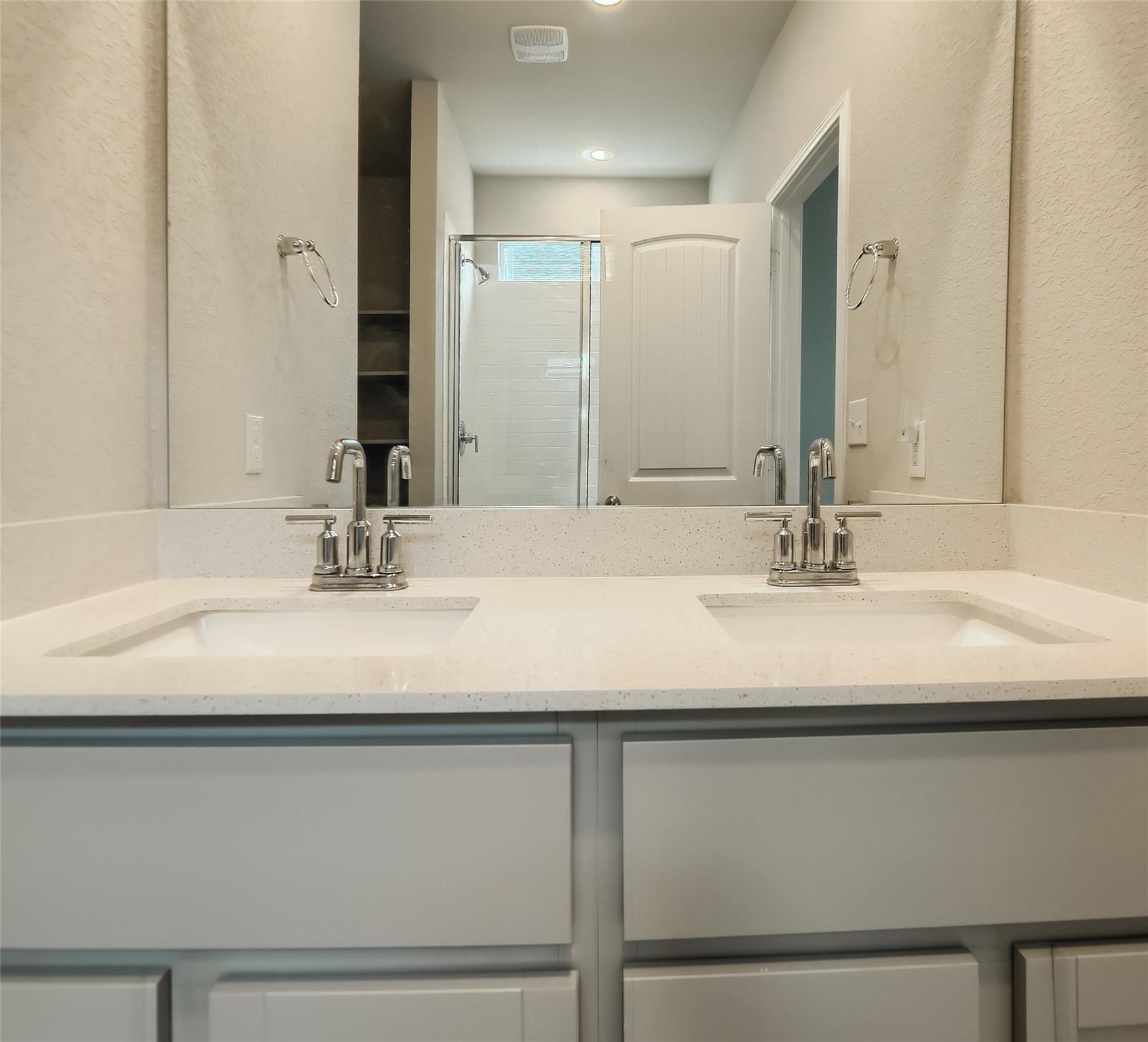 603 Bluffview Dr, Bastrop, TX 78602