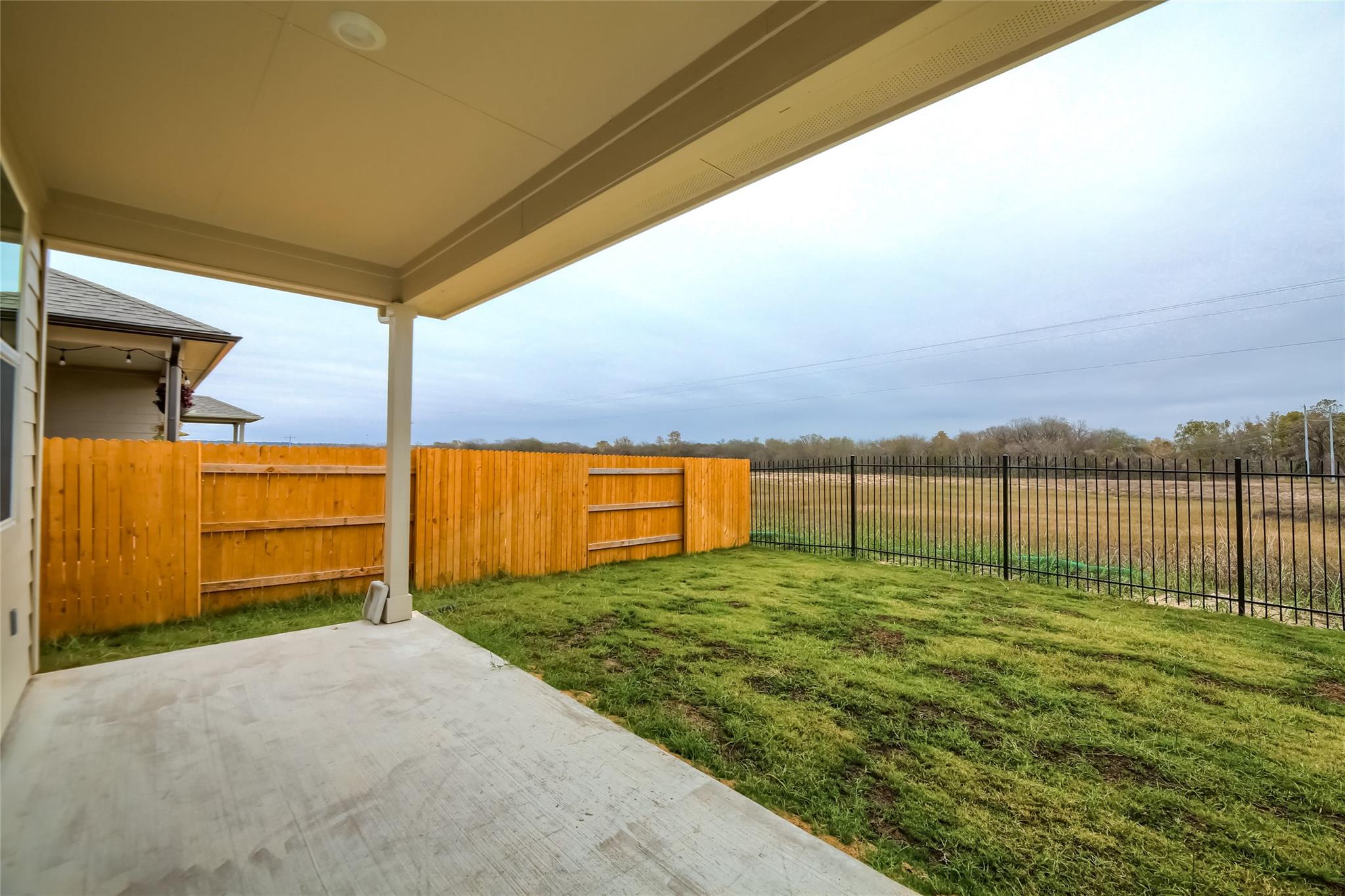 603 Bluffview Dr, Bastrop, TX 78602