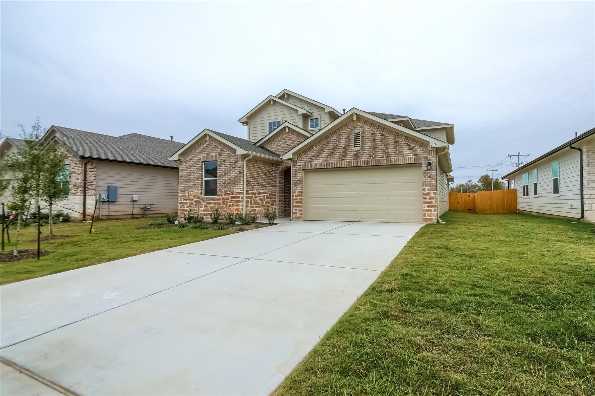 603 Bluffview Dr, Bastrop, TX 78602