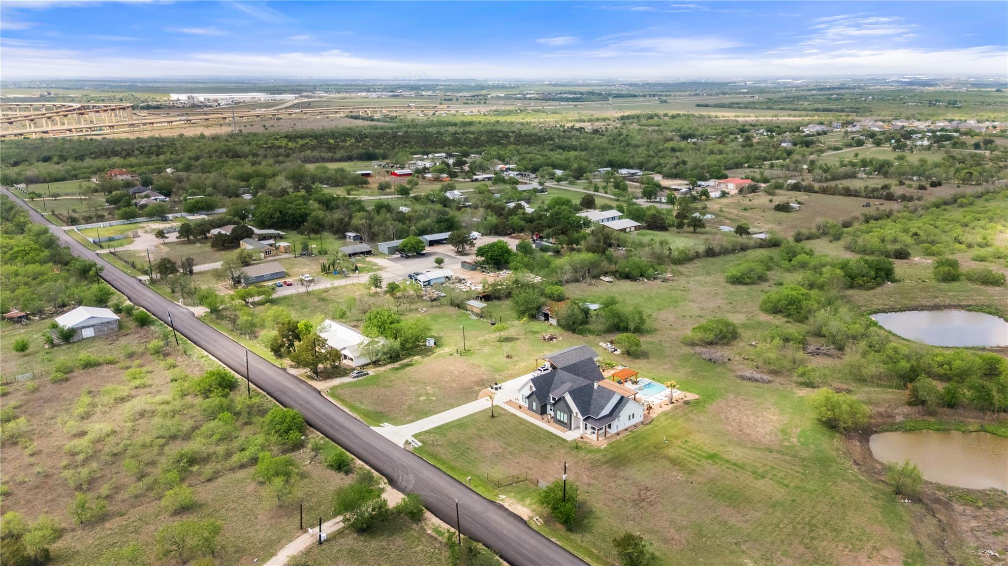 8802 Evelyn Rd, Buda, TX 78610
