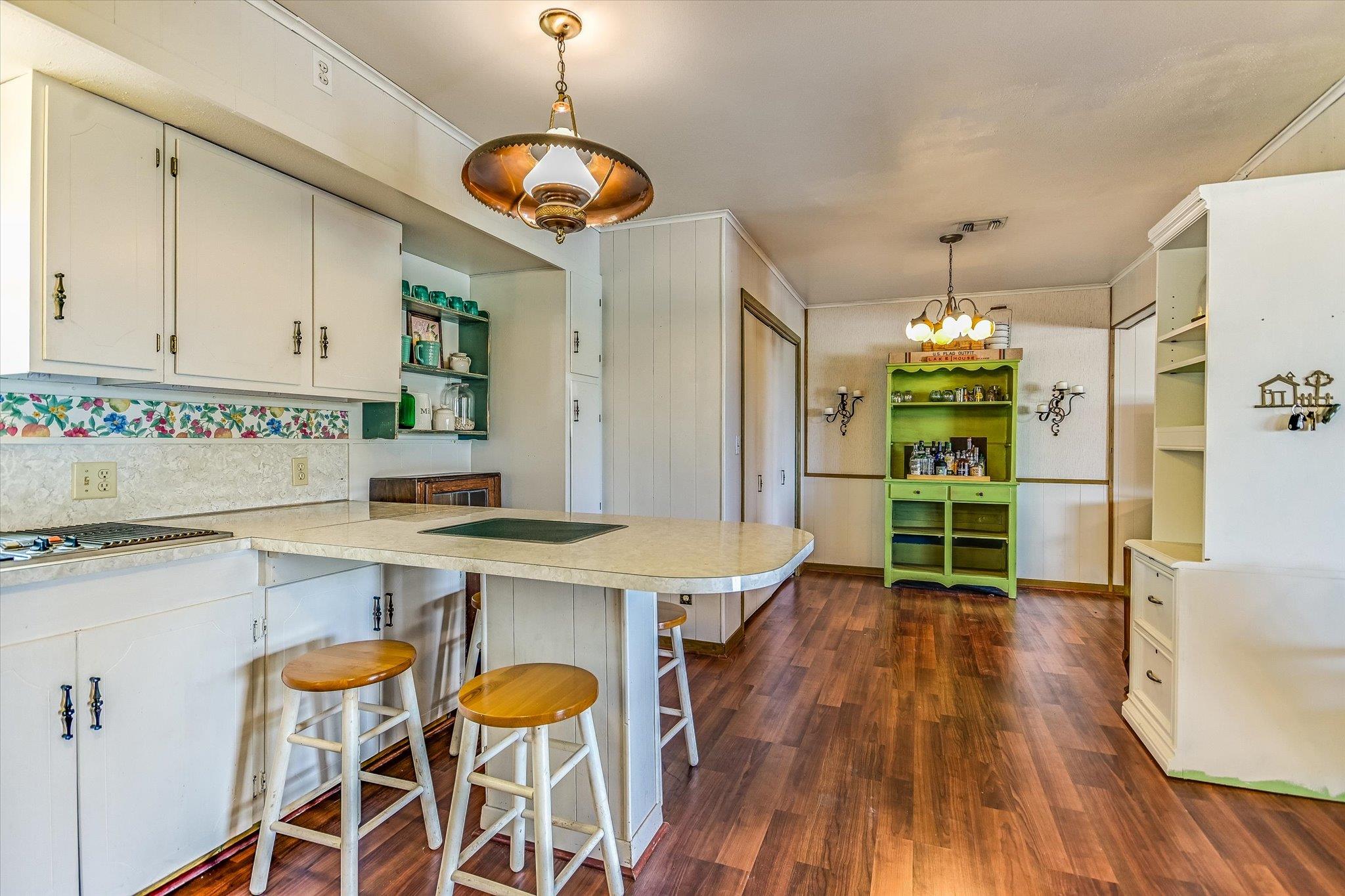 224 Circle Hvn, Canyon Lake, TX 78133