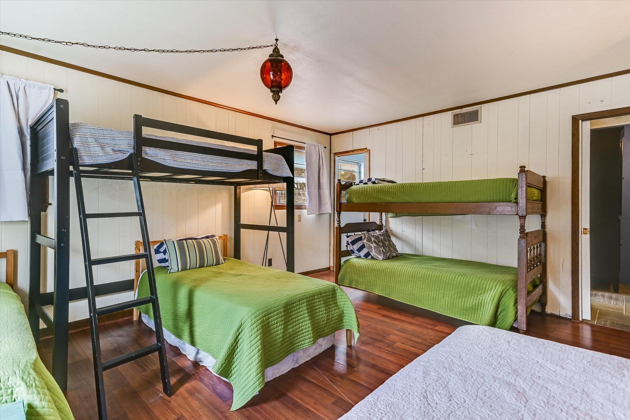 224 Circle Hvn, Canyon Lake, TX 78133