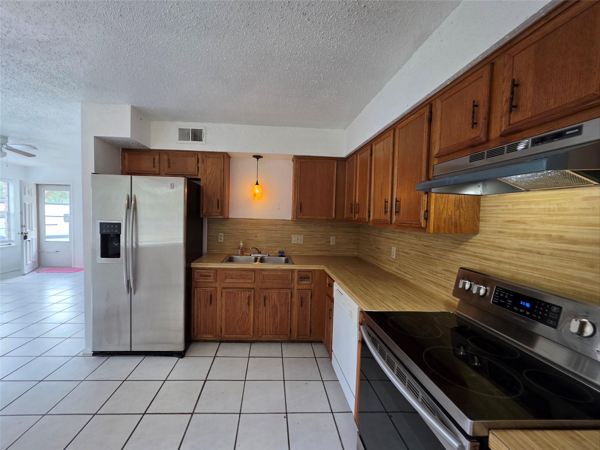 8818 Clearbrook Trl, Austin, TX 78729