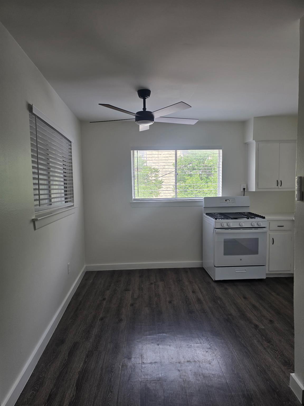 3106 Duval St # 208, Austin, TX 78705
